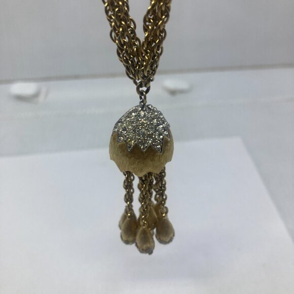 Vtg AVON de BELLEVILLE BOUCHER 5715 gold pave rhinestone tassel earrings brooch - Picture 4 of 7